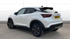 Nissan Juke 1.0 DiG-T N-Connecta 5dr Petrol Hatchback